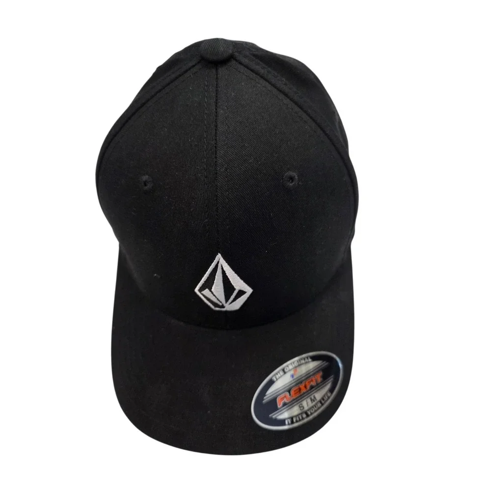 NWT Volcom Flex Fit Golf Baseball Hat Cap Black S/M